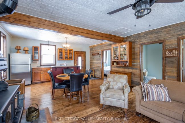 117 Craigmont Rd, House other with 2 bedrooms, 1 bathrooms and 5 parking in Brudenell, Lyndoch And Raglan ON | Image 16