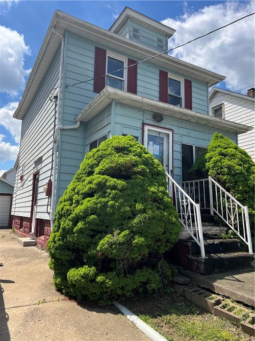 309 Crescent Ave, Ellwood City, PA, 16117-1915 | Card Image