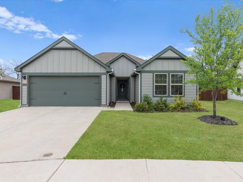 11120 E Chase Ln, Providence Village, TX, 76227 | Card Image