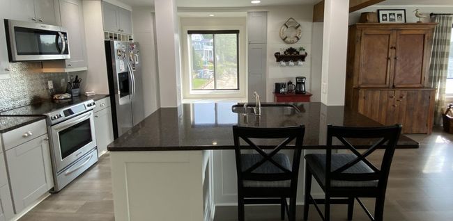 APT-29E - 400 Lakeview Ct, Condo with 2 bedrooms, 2 bathrooms and null parking in Spring Lake MI | Image 28