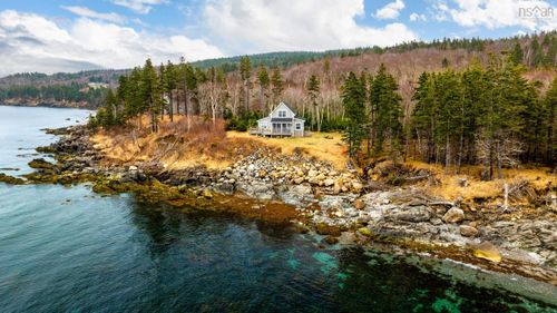 41 Neu-Town Lane, Halfway Cove, NS, B0H1N0 | Card Image