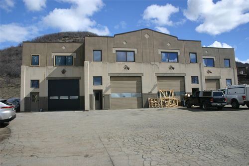 unit-b-2570 Copper Ridge Dr, Steamboat Springs, CO, 80487-4961 | Card Image