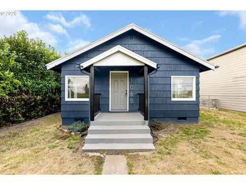 1065 7th Ave, Longview, WA, 98632-2602 | Card Image