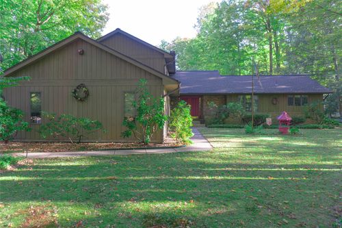 5321 Teakwood Court, Millcreek, PA, 16506 | Card Image