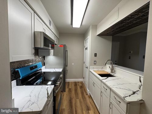 unit-c-5812 Royal Ridge Dr, SPRINGFIELD, VA, 22152-1027 | Card Image