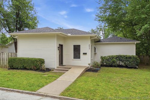 1812 W Reconciliation Way, Tulsa, OK, 74127 | Card Image