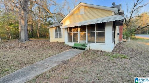 135 Vassar Cir, Montevallo, AL, 35115-7709 | Card Image