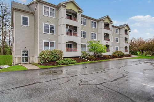 100-305 Lime Kiln Rd, South Burlington, VT, 05403-5879 | Card Image