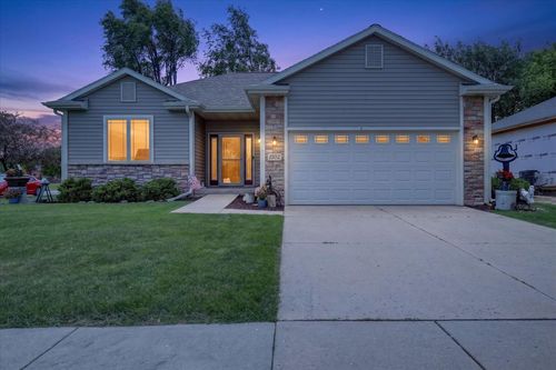 18-1502 N Tamarack Street, Delavan, WI, 53515-0465 | Card Image