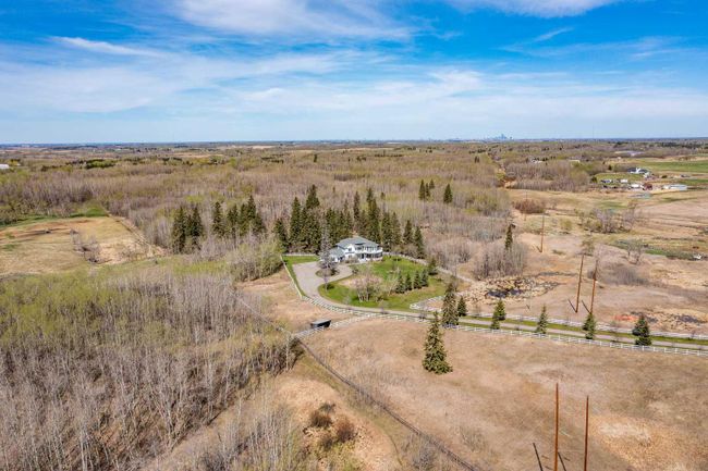 51146 Ab 21, Home with 4 bedrooms, 3 bathrooms and 6 parking in Rural Strathcona County AB | Image 49