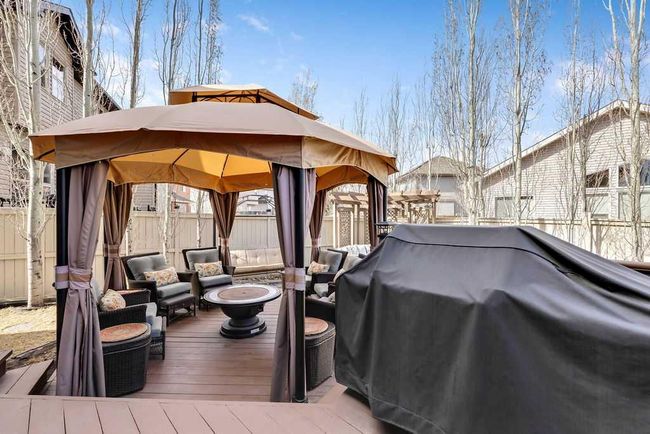 1605 Montgomery Close Se, House other with 3 bedrooms, 4 bathrooms and 4 parking in High River AB | Image 4