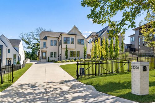 3420A Golf Club Ln, Nashville, TN, 37215 | Card Image