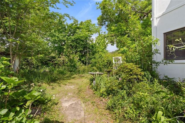 View of side yard | Image 29