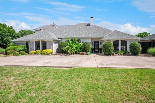 7605 Queens Garden Dr, Dallas, TX, 75248-1648 | Card Image