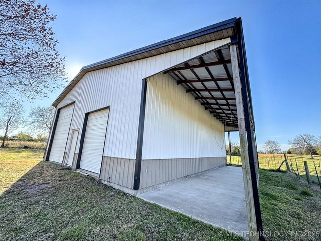 16289 W 810 Rd, House other with 4 bedrooms, 2 bathrooms and null parking in Tahlequah OK | Image 47