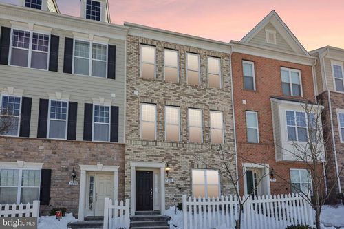 7206 Wood Meadow Way, LANHAM, MD, 20706-3288 | Card Image