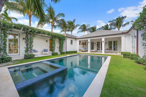 216 Sandpiper Dr, Palm Beach, FL, 33480-3327 | Card Image