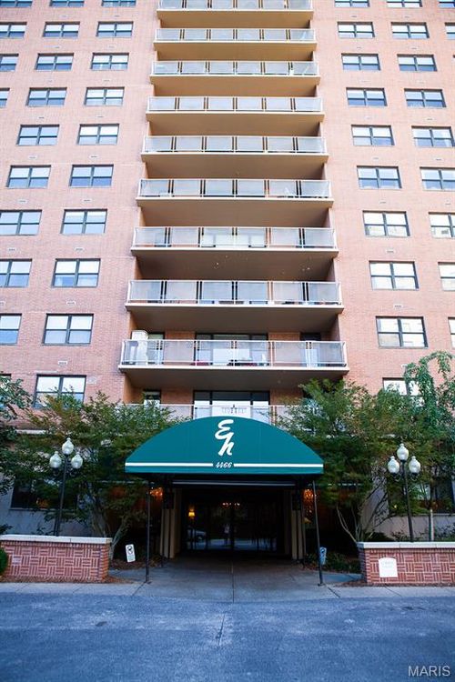 apt-4g-4466 W Pine Blvd, Saint Louis, MO, 63108-2329 | Card Image
