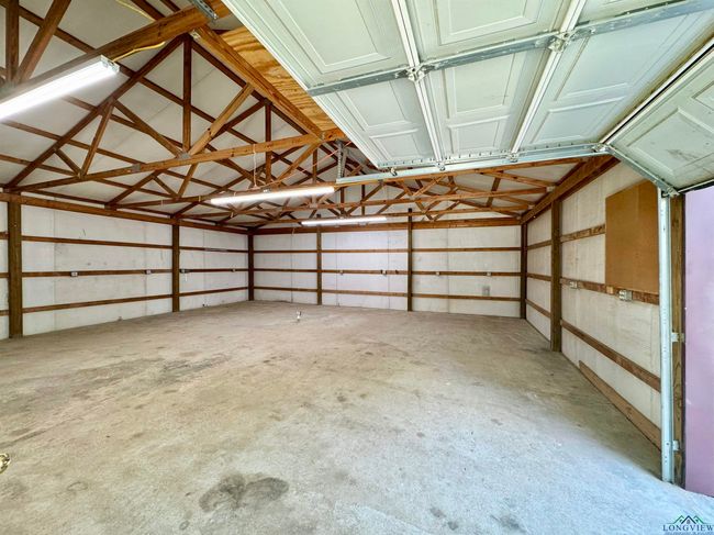 308 N Dogwood St, House other with 2 bedrooms, 2 bathrooms and null parking in Ore City TX | Image 25