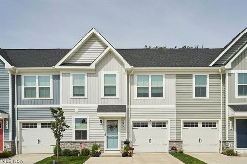1278 Divot Cir, Akron, OH, 44313-4829 | Card Image