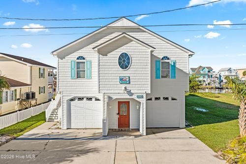 7097 7th St, Surf City, NC, 28445-8646 | Card Image