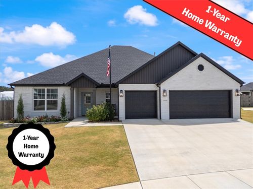 2000 Myrrh Pl, Bentonville, AR, 72713-4129 | Card Image