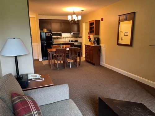 156265267-157/265/267qtr3 Grand Summit Way, Dover, VT, 05356 | Card Image