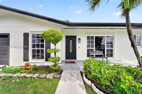 10741 Sw 153rd St, Miami, FL, 33157-1328 | Card Image