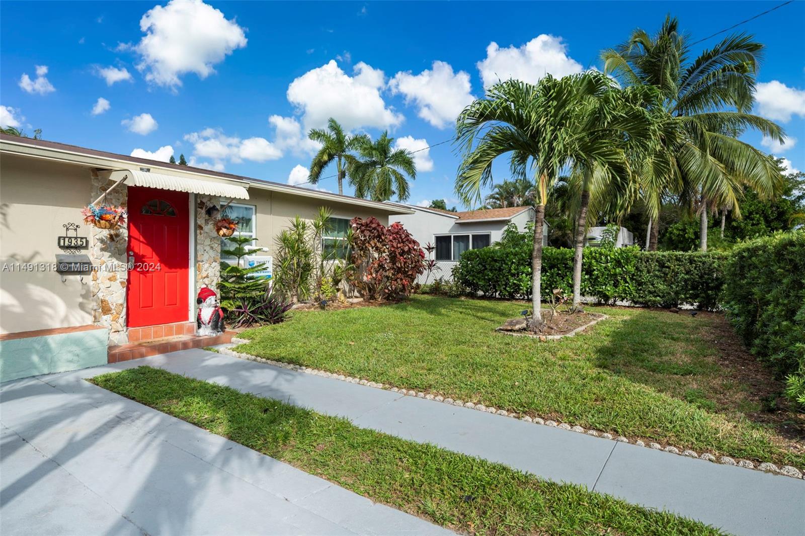 Arthur St, Hollywood, FL 33020
