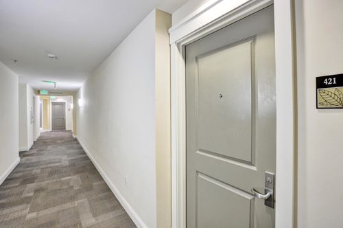 421-480 Hibiscus St, West Palm Beach, FL, 33401-5866 | Card Image