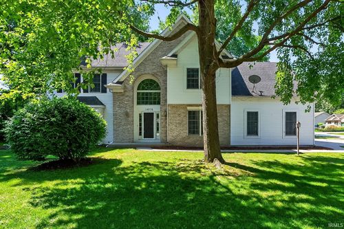 14276 Old Pine Ln, Mishawaka, IN, 46545-1858 | Card Image