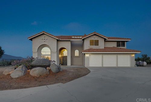 974 Bremen Way, Alpine, CA, 91901-2884 | Card Image