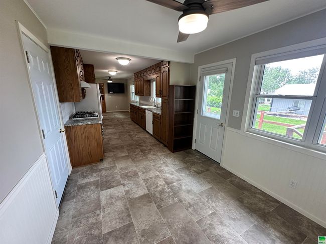 1215 3 Rd Ave Sw, House other with 2 bedrooms, 2 bathrooms and null parking in Le Mars IA | Image 5