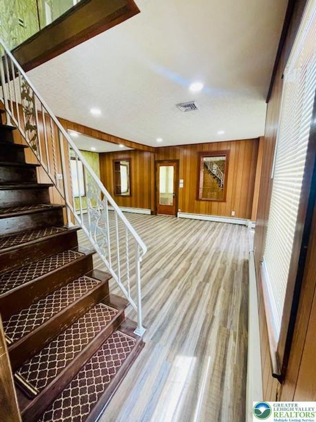 1911 Echo Rd, House other with 3 bedrooms, 2 bathrooms and null parking in Slatington PA | Image 14
