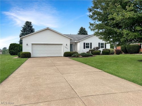 3801 Hull Rd, Huron, OH, 44839-2127 | Card Image