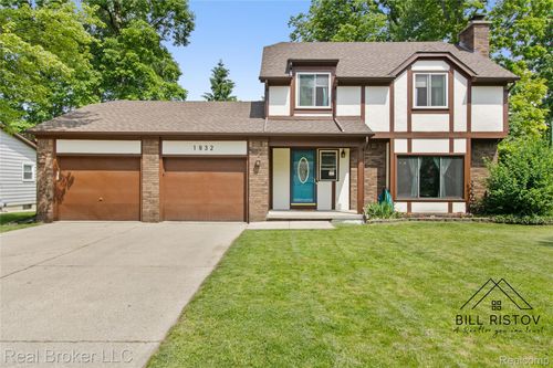 1932 Pageant Way, Holt, MI, 48842-1547 | Card Image