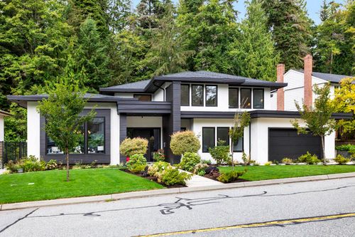 5197 Sonora Dr, North Vancouver, BC, V7R3V7 | Card Image