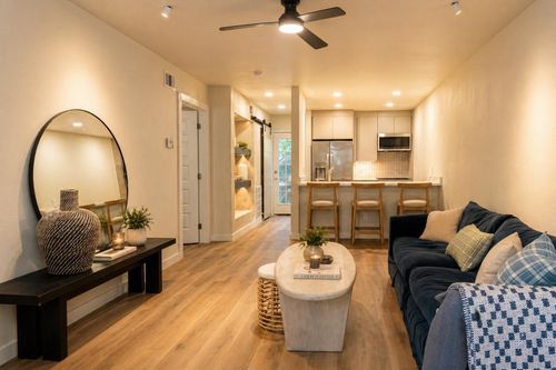 3-3300 Yorktown St, Houston, TX, 77056-6920 | Card Image