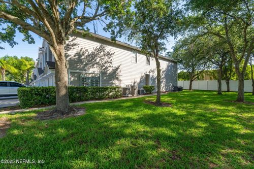 105-7055 Deer Lodge Cir, Jacksonville, FL, 32256-8518 | Card Image