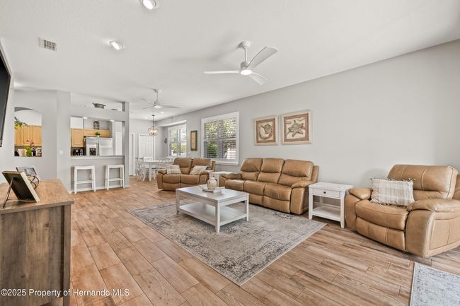 4210 Silver Berry Ct, House other with 3 bedrooms, 2 bathrooms and null parking in SPRING HILL FL | Image 20