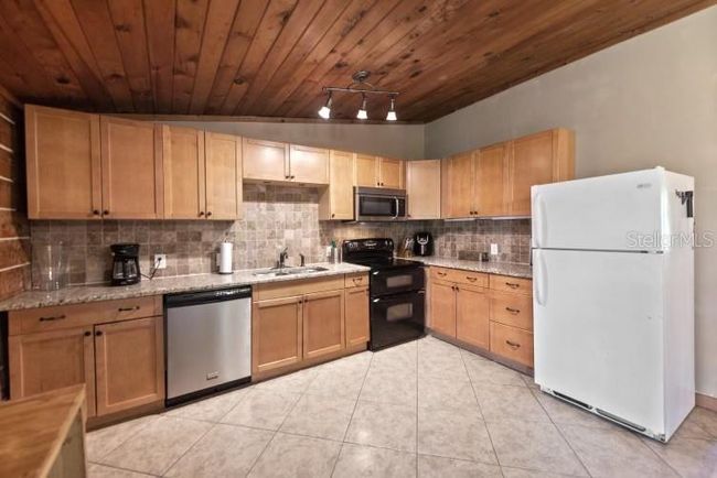 47350 Bermont Rd, House other with 2 bedrooms, 2 bathrooms and null parking in PUNTA GORDA FL | Image 18