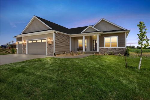 260 Howard Avenue Nw, Swisher, IA, 52338 | Card Image