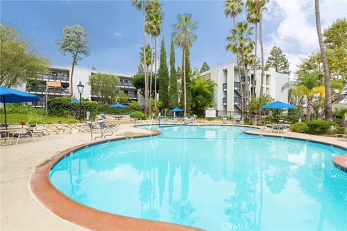 3604 W Estates Ln, Rolling Hills Estates, CA, 90274-4151 | Card Image