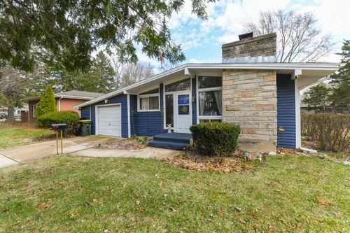 144 Crestwood Dr, East Dundee, IL, 60118-1618 | Card Image