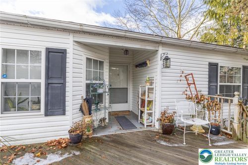 55 Sycamore Dr, BATH, PA, 18014-2155 | Card Image
