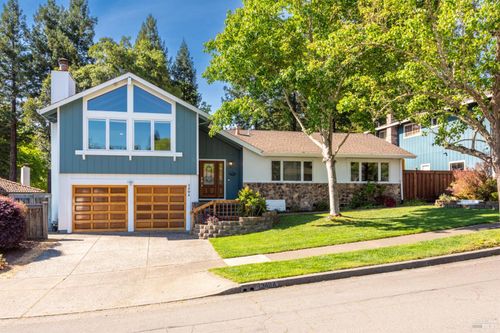 3404 Castlerock Ct, Santa Rosa, CA, 95404 | Card Image