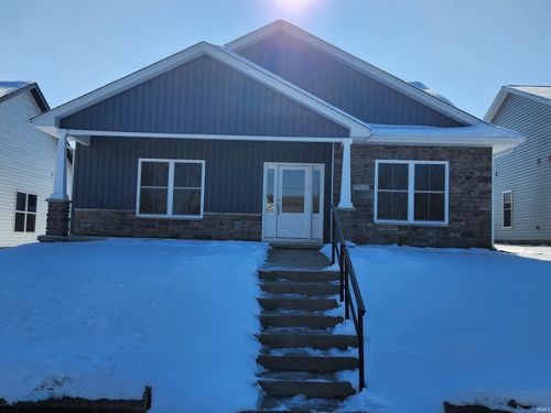 1059 E Wabash St, Frankfort, IN, 46041-3075 | Card Image