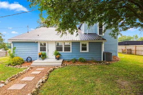 207 N Woodland St, Manchester, TN, 37355-1578 | Card Image