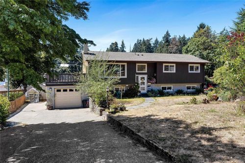 619 Sandra Pl, Victoria, BC, V9B4Y2 | Card Image