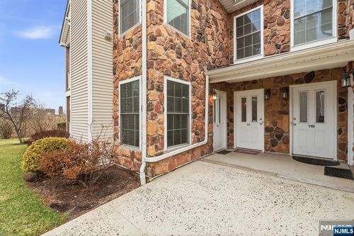 116 Chariot Ct, Piscataway, NJ, 08854-6668 | Card Image